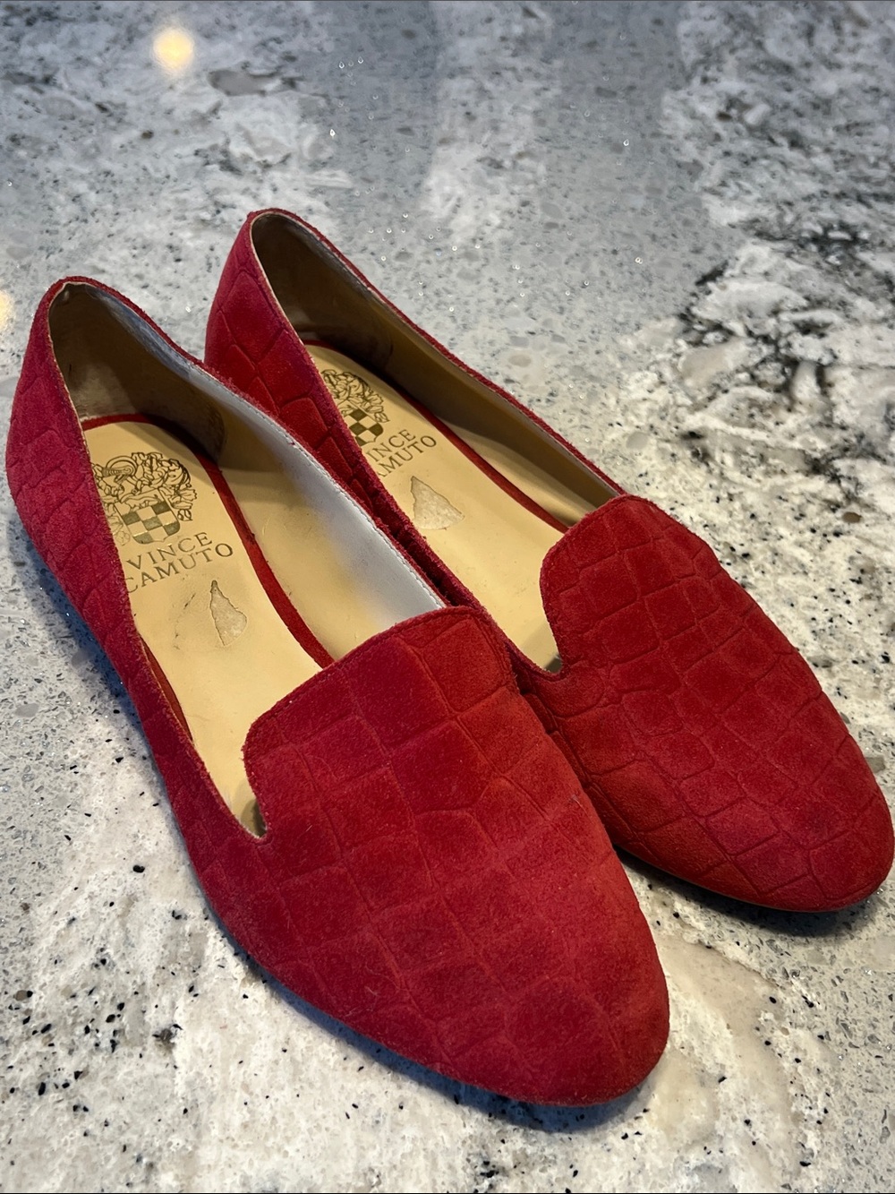 Vince Camuto Melley Red Croc Velvet Pointed Toe Flats Size 6.5 EUC